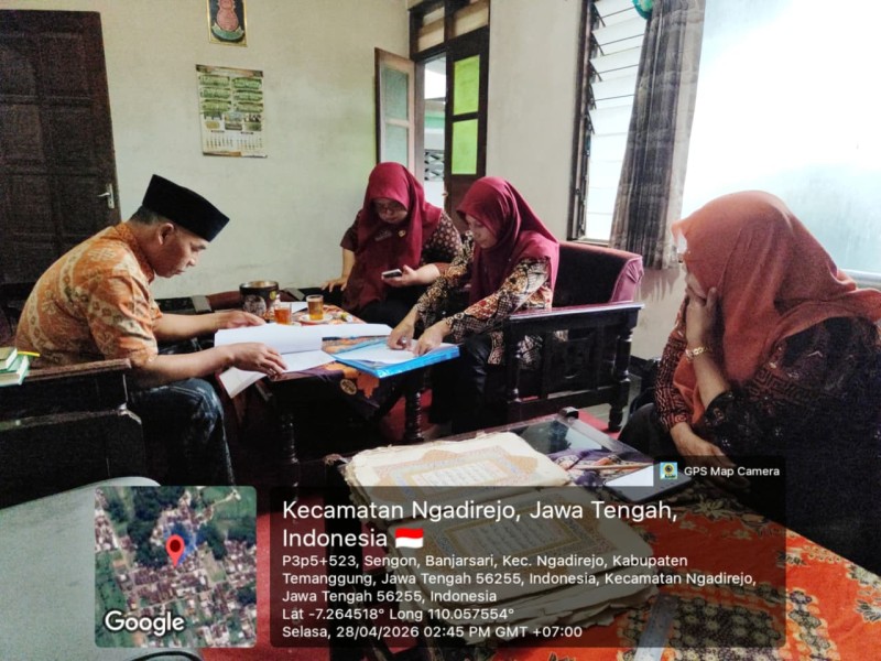 Pendataan Kepemilikan Naskah Kuno Dsn. Sengon Banjarsari Ngadirejo