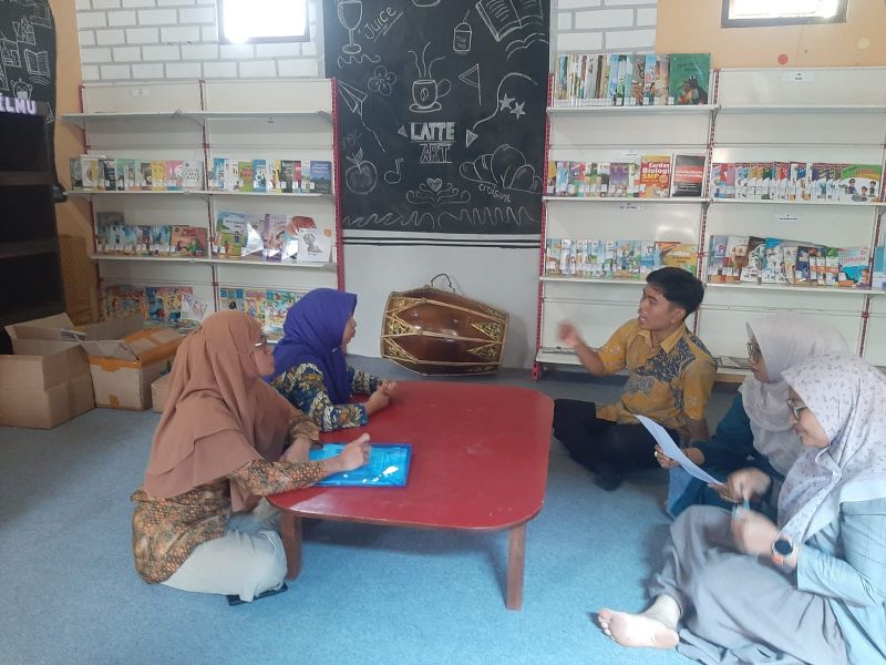 Monev bantuan buku bacaan di Perpusdes Purwosari Kecamatan Kranggan