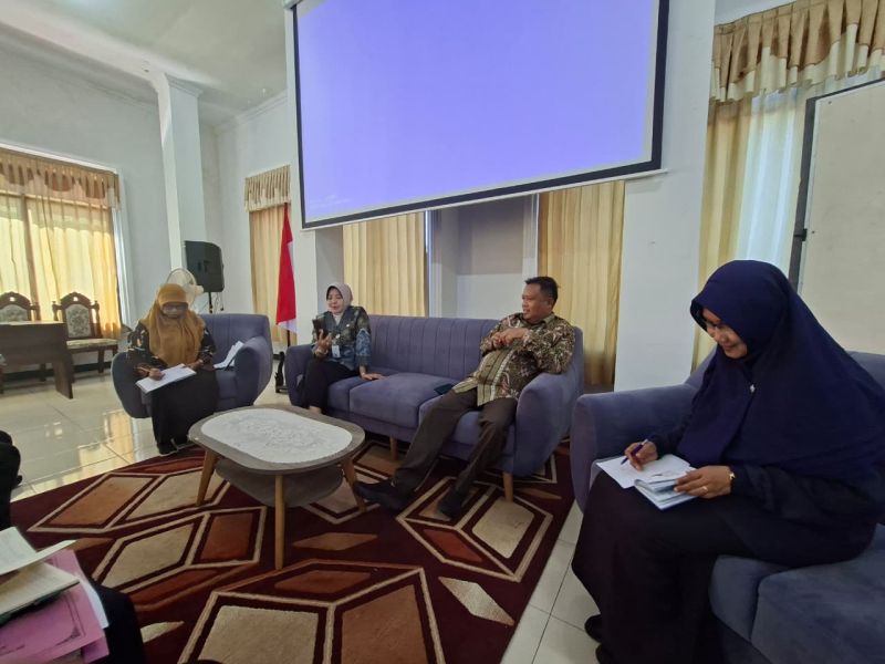 Kunjungan Kepala Dinas Arpus Provinsi Jateng