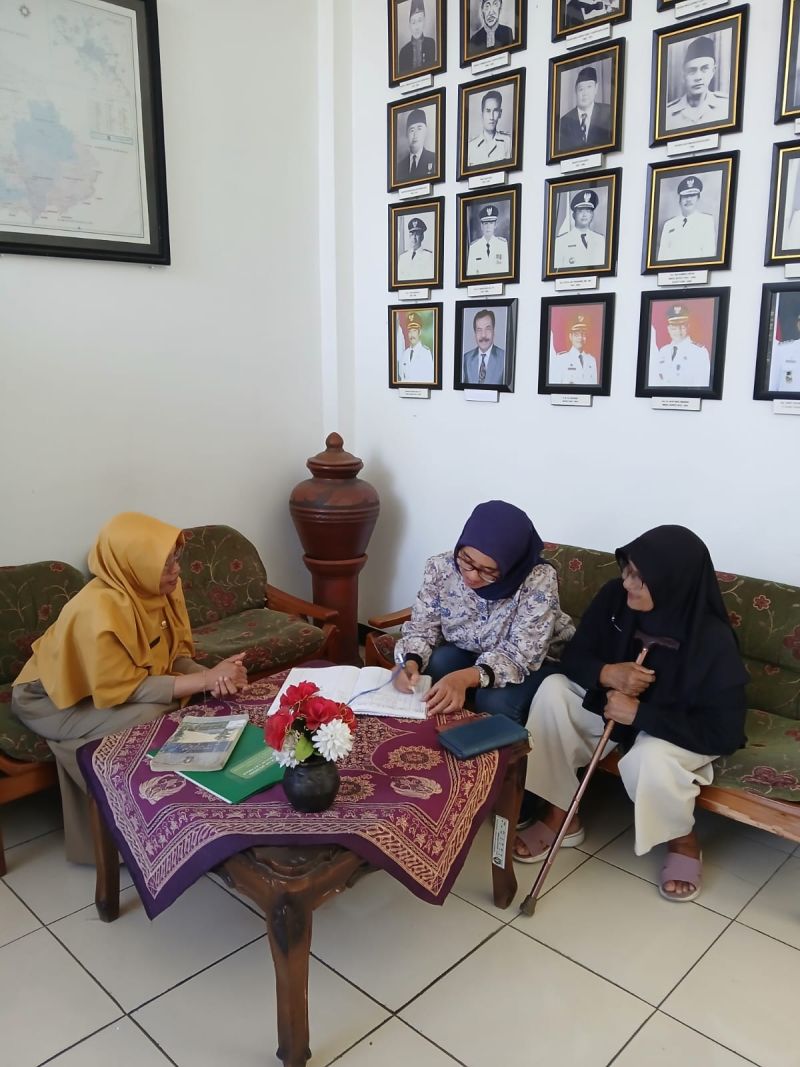 Layananan Pencarian Arsip