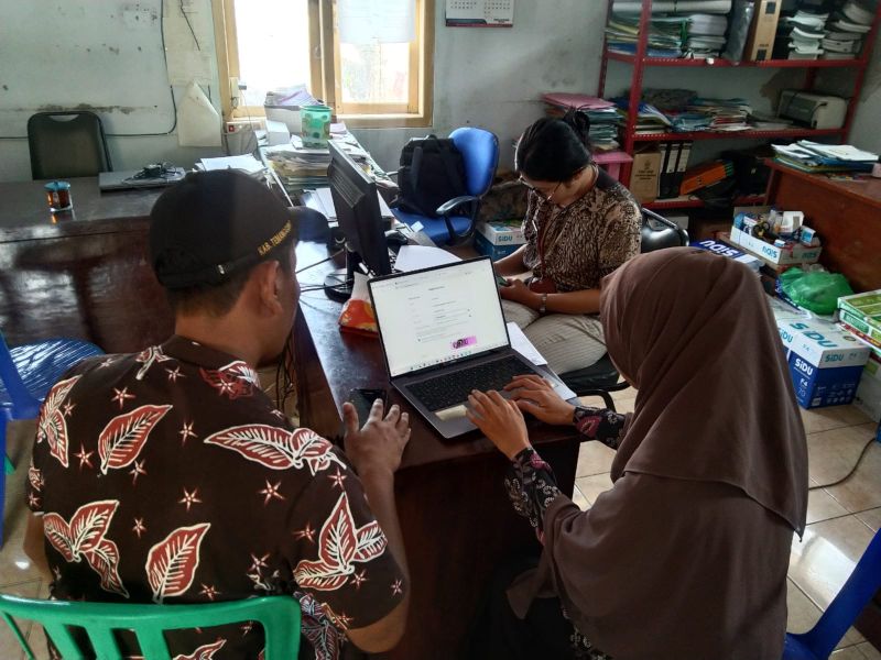 Pendataan Visitasi Perpustakaan di Desa Krempong, Kec. Gemawang