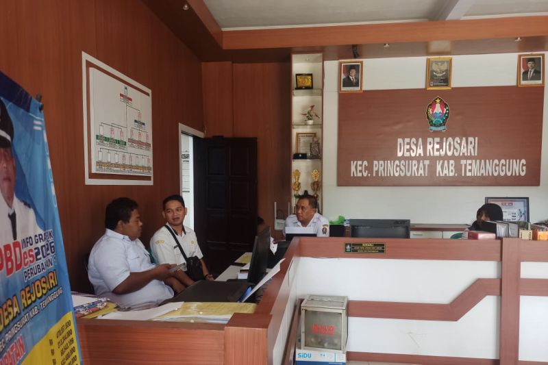 Visitasi pendataan perpustakaan di desa Rejosari