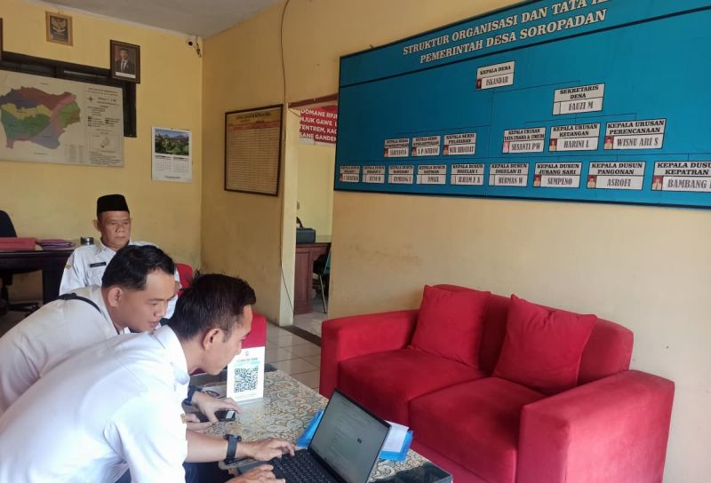 Visitasi pendataan perpustakaan di desa Soropadan