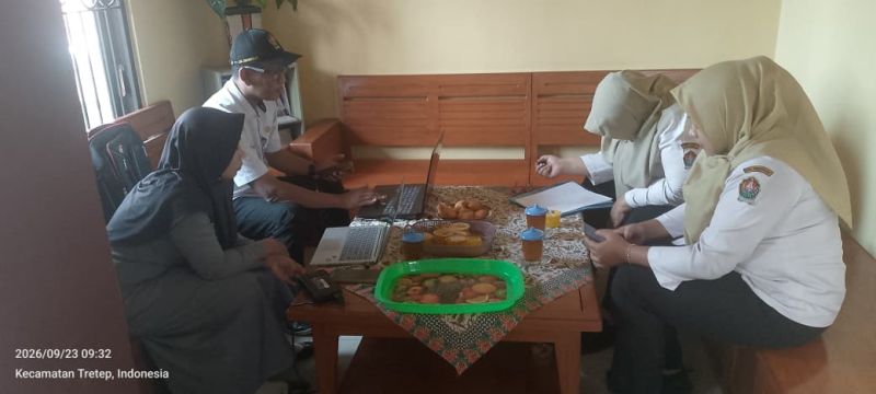 Pendataan Perpustakaan desa di desa Simpar Tretep