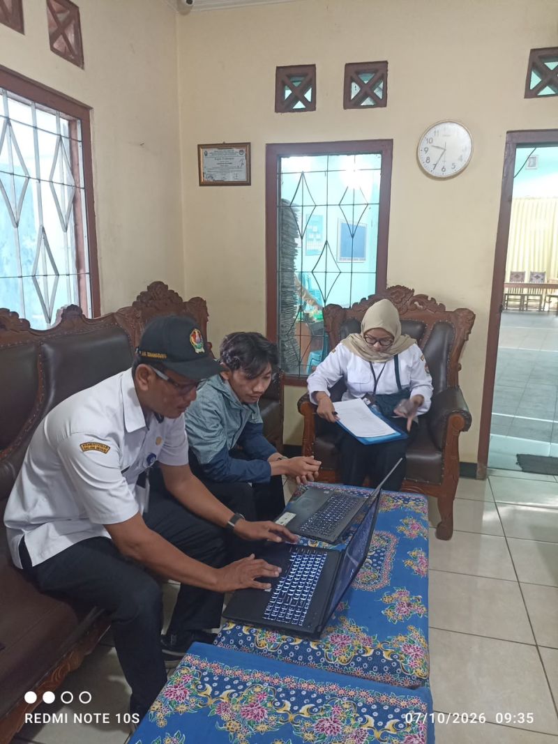 Visitasi Pendataan Perpustakaan di Desa Kemiri Kec. Kaloran