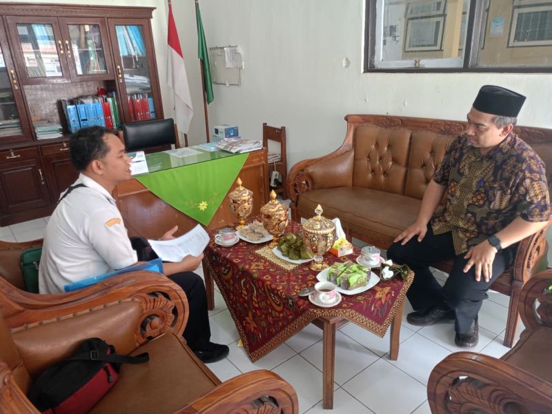 Visitasi Pendataan Perpustakaan di SMP EYZZUL Gondosuli Kec Bulu